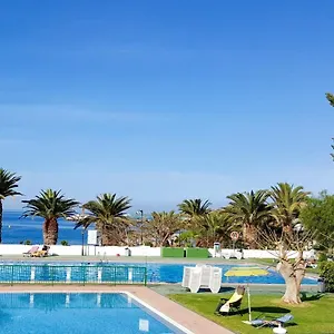 https://studio-ocean-coast-los-cristianos-comodoro.in-canary-islands.com